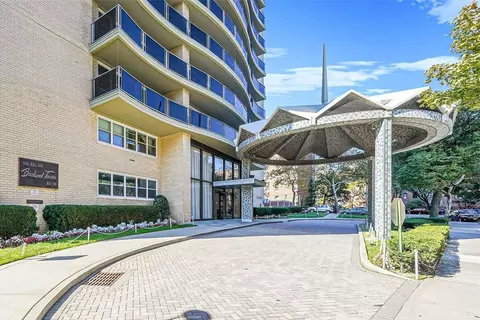 66-36 Yellowstone Blvd #5B, Forest Hills, NY 11375