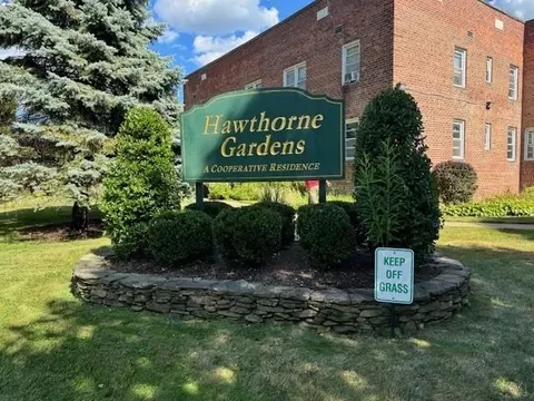 159 Smith #G4, Freeport, NY 11520