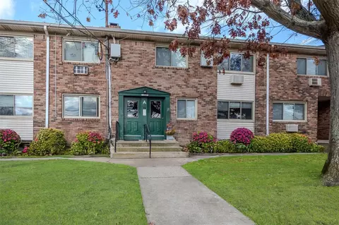 2449 Union Blvd # A, Islip, NY 11751
