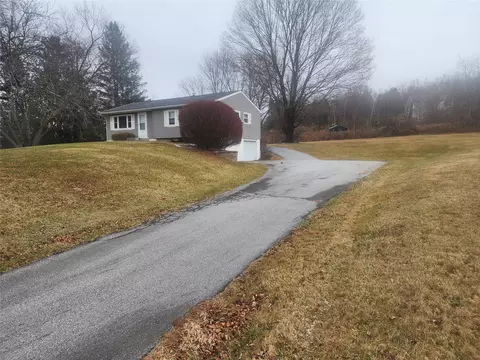 34 Prospect Ave, Amenia, NY 12501