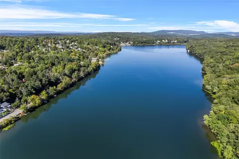 13 Eagle St, Monroe, NY 10950