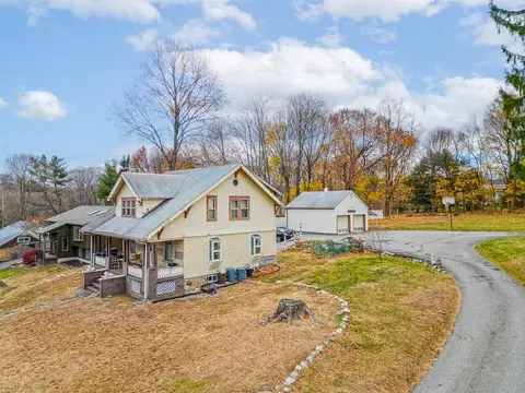 20 School St, Cortlandt, NY 10567