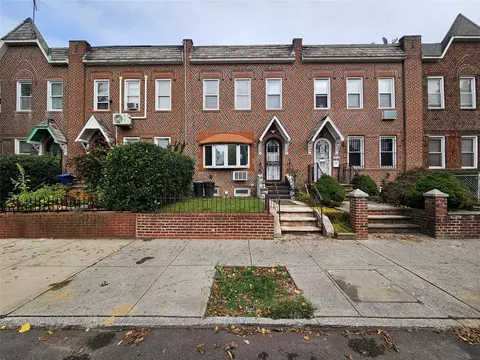 25-19 98th St, New York, NY 11369