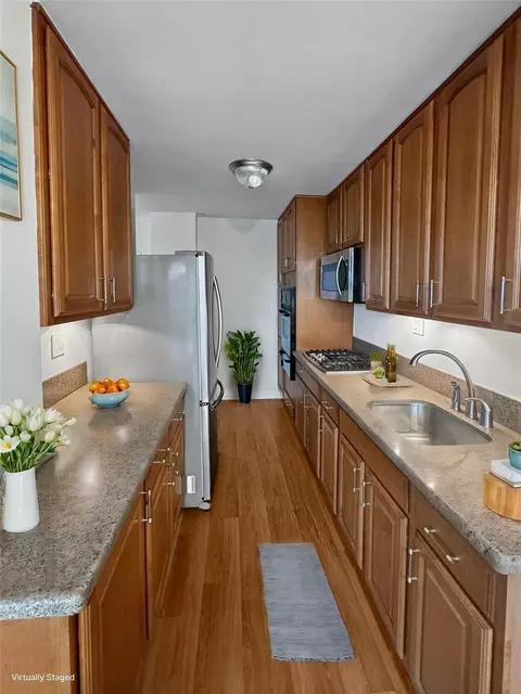 875 Morrison Ave #9L, New York, NY 10473