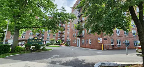54-44 Little Neck Pkwy #2-D, Little Neck, NY 11362