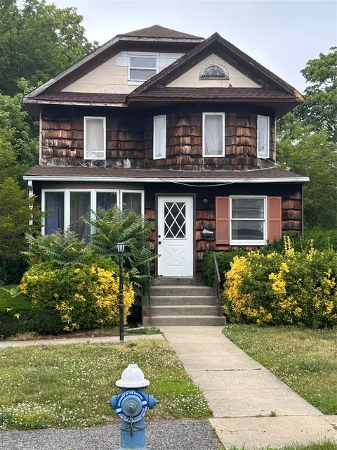 817 Southard St, Baldwin, NY 11510