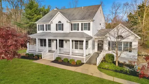 9 Veronica Ct, Cortlandt, NY 10567
