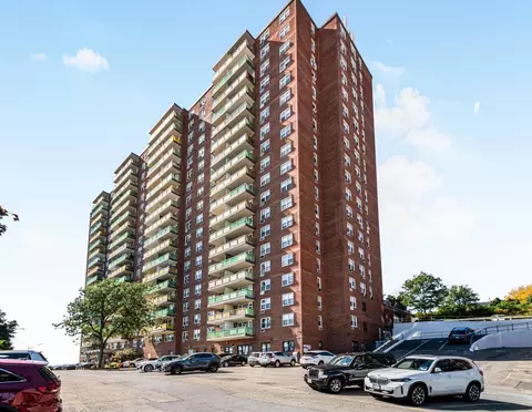 1841 Central Park Ave #8G, Yonkers, NY 10710