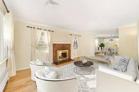 112 Holmes Ave, Greenburgh, NY 10530