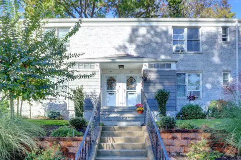 85 Glen Keith Rd #85 U, Glen Cove, NY 11542