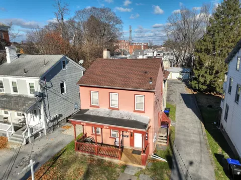 138 Montgomery St, Poughkeepsie, NY 12601