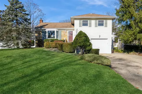 2 Talcott Dr, East Northport, NY 11731