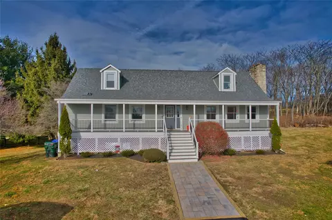 128 Jogee Rd, Wawayanda, NY 10940