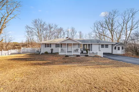 69 Eastern Pkwy, Germantown, NY 12526