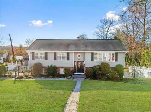 151 Willis Ave, Mount Pleasant, NY 10532