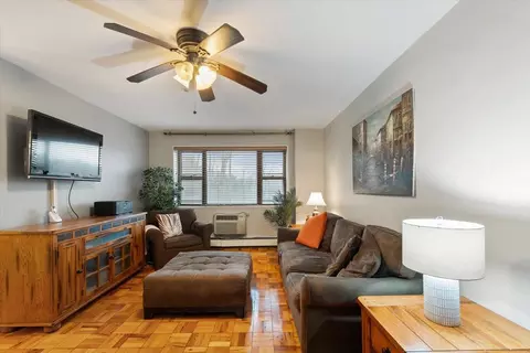 505 Central Ave #724, White Plains, NY 10606