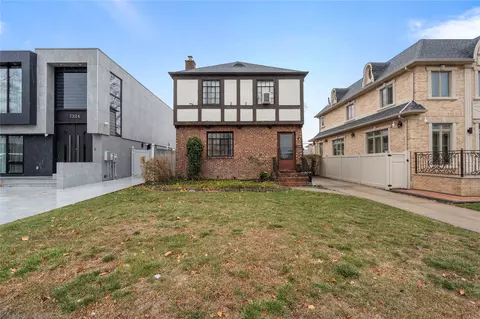 7330 181st St, New York, NY 11366