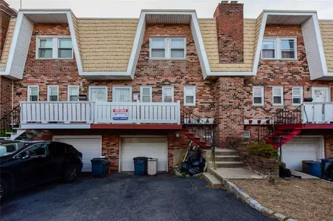 1650 Seagirt Blvd, New York, NY 11691