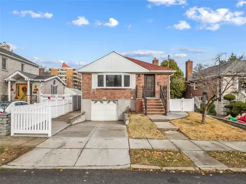 162-43 12th Rd, Whitestone, NY 11357