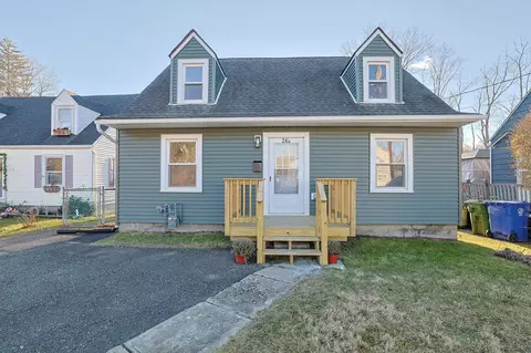 240 W Main St, Middletown, NY 10940