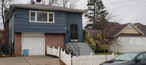80 Pennsylvania Ave, Hempstead, NY 11556