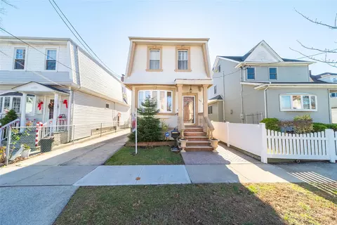 149-16 17 Rd, New York, NY 11357