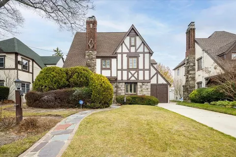 79 Durland Rd, Lynbrook, NY 11563