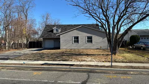 1621 Brentwood Rd, Bay Shore, NY 11706
