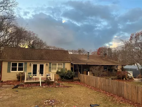 88 Pleasant, Centereach, NY 11720