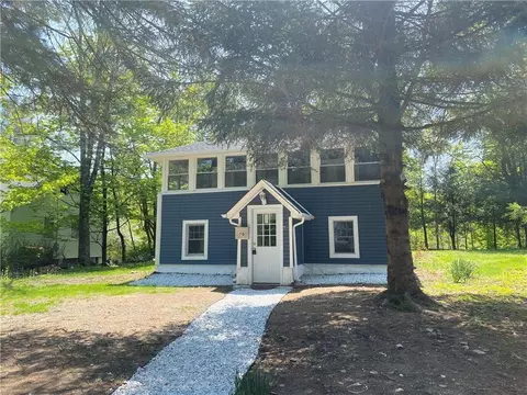 70 E Tusten Pl, Smallwood, NY 12778