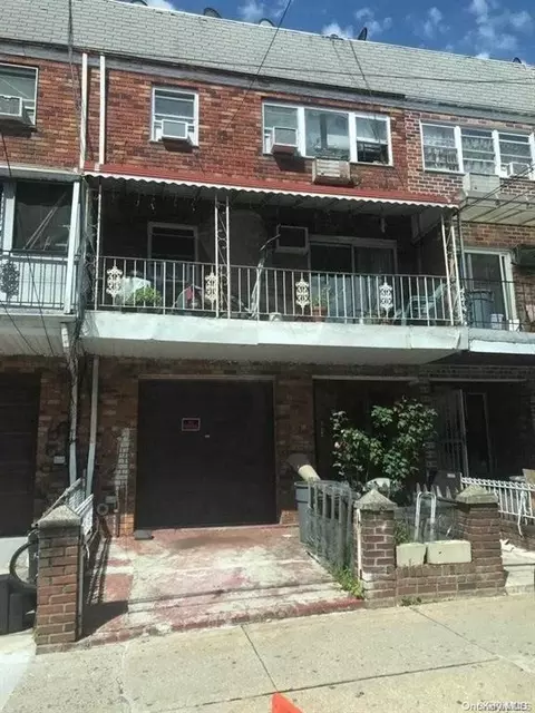 34-64 111th, New York, NY 11368