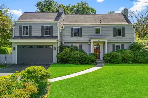 255 Barnard Rd, New Rochelle, NY 10801