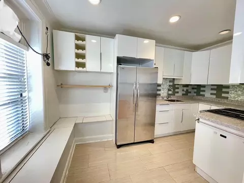 36-20 168 St #1E, New York, NY 11358