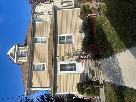 377 Jackson St, Hempstead, NY 11550