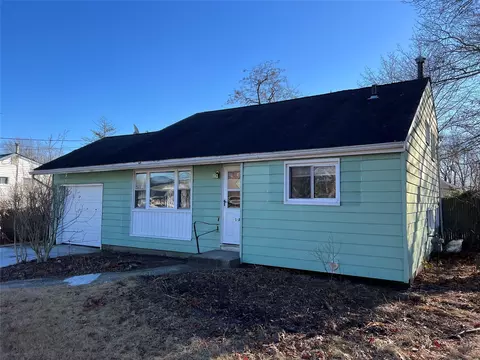 1 Roe Ave # A, Port Jefferson Station, NY 11776