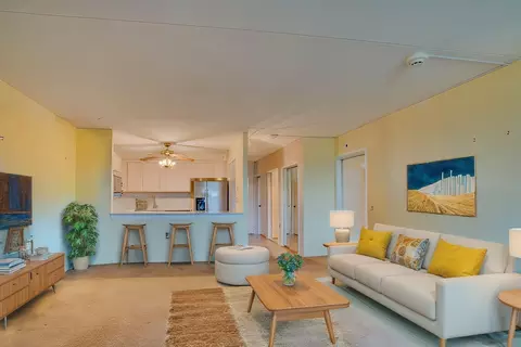 800 Willis Ave #205, North Hempstead, NY 11507