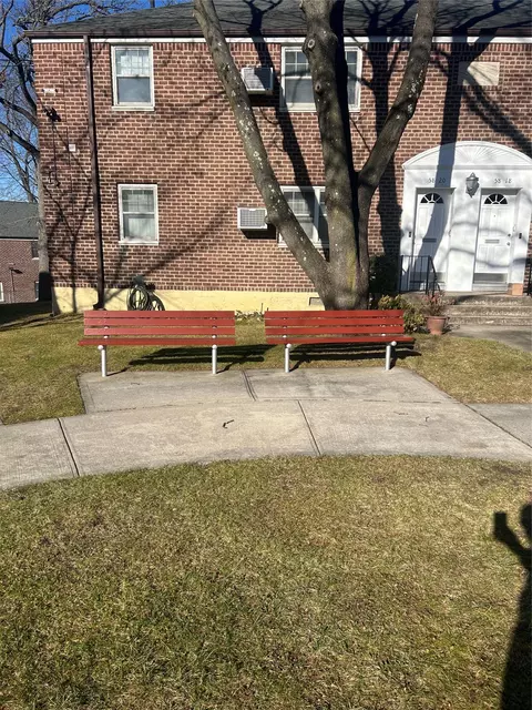 58-20 251 #2ND, Little Neck, NY 11362