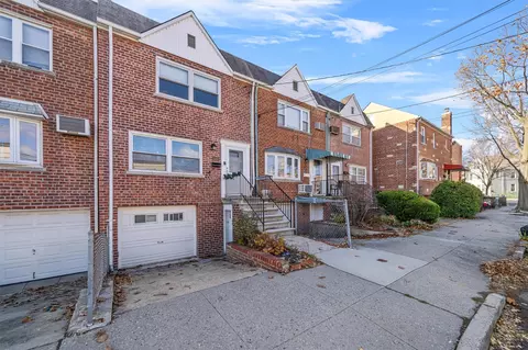1557 Merry Ave, New York, NY 10461