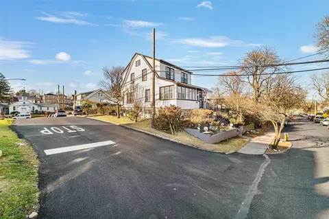 3949 Rombouts Ave, New York, NY 10466