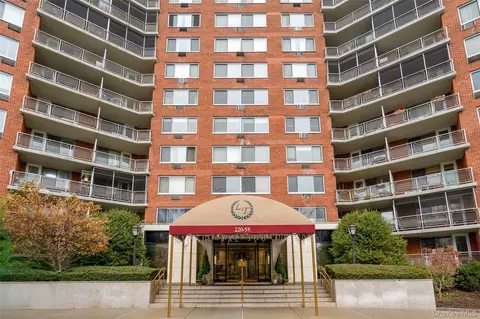220-55 46 Ave #5R, Bayside, NY 11361