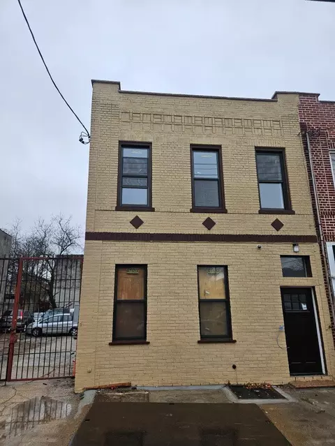 919 Dumont Ave, Brooklyn, NY 11207