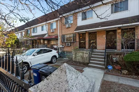 108 Linden St, Brooklyn, NY 11221