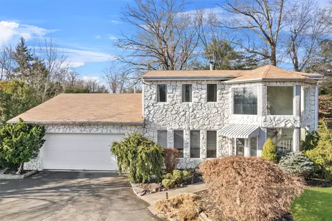 13 Sherman Ave, Clarkstown, NY 10920