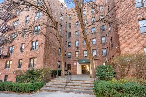 102-18 64 Ave #6N, New York, NY 11375
