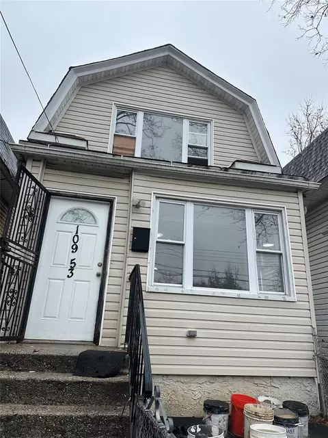109-53 Union Hall St, New York, NY 11433