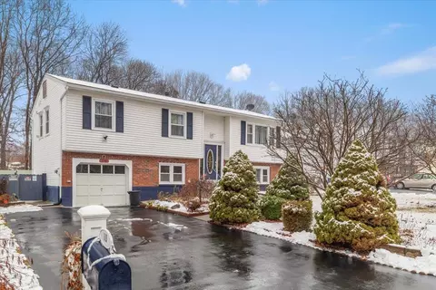 119 Vails Gate Heights Dr, New Windsor, NY 12553