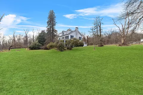 2825 Stony St, Yorktown, NY 10547