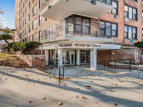 3121 Middletown Rd #3L, New York, NY 10461