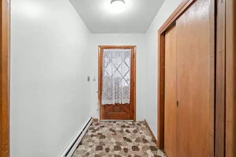 945 Stoneleigh Ave, Carmel, NY 10512