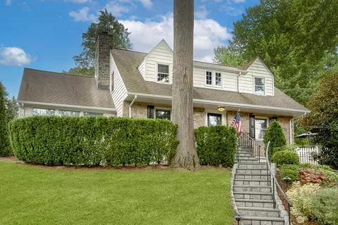 122 Millard Ave, Yonkers, NY 10708